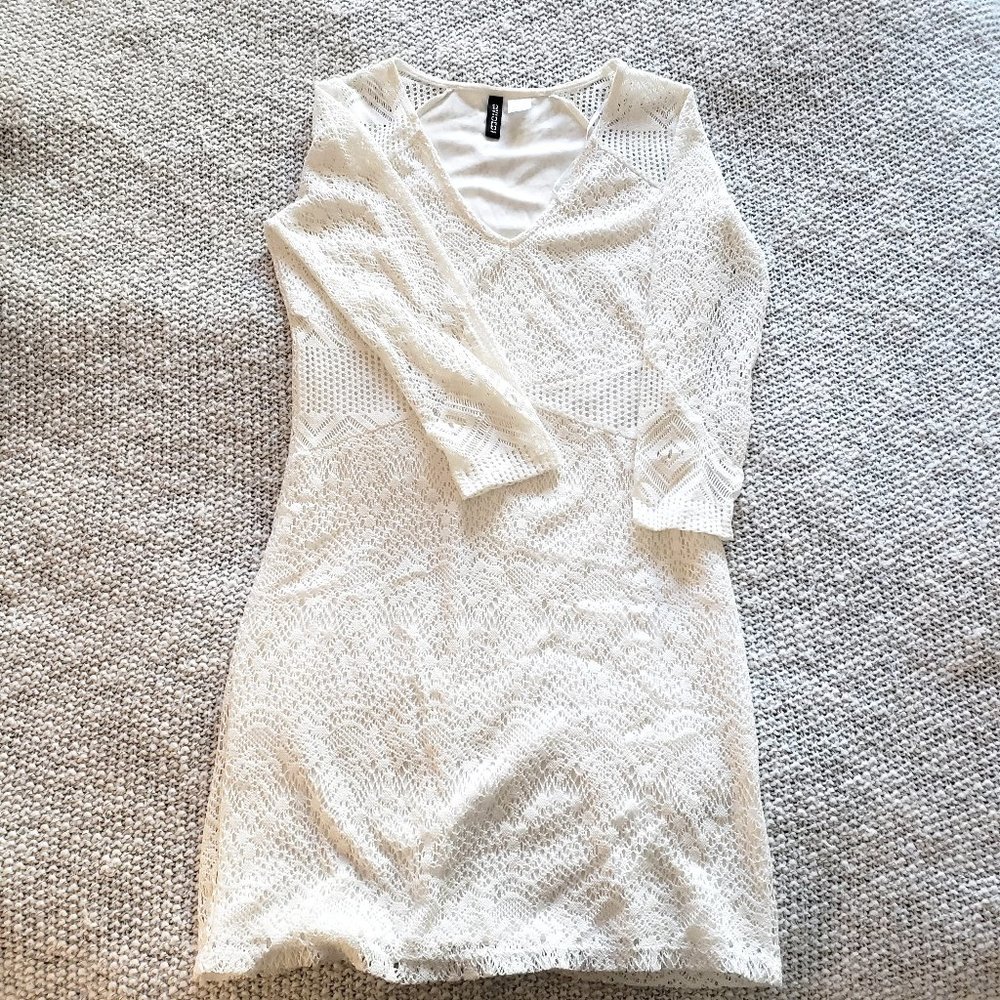Divided White Crochet Bodycon Dress